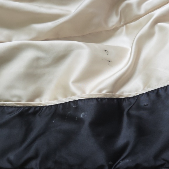 PRADA Women's Black Puffer Coat with Faux Fur Collar - Picture 9 of 9